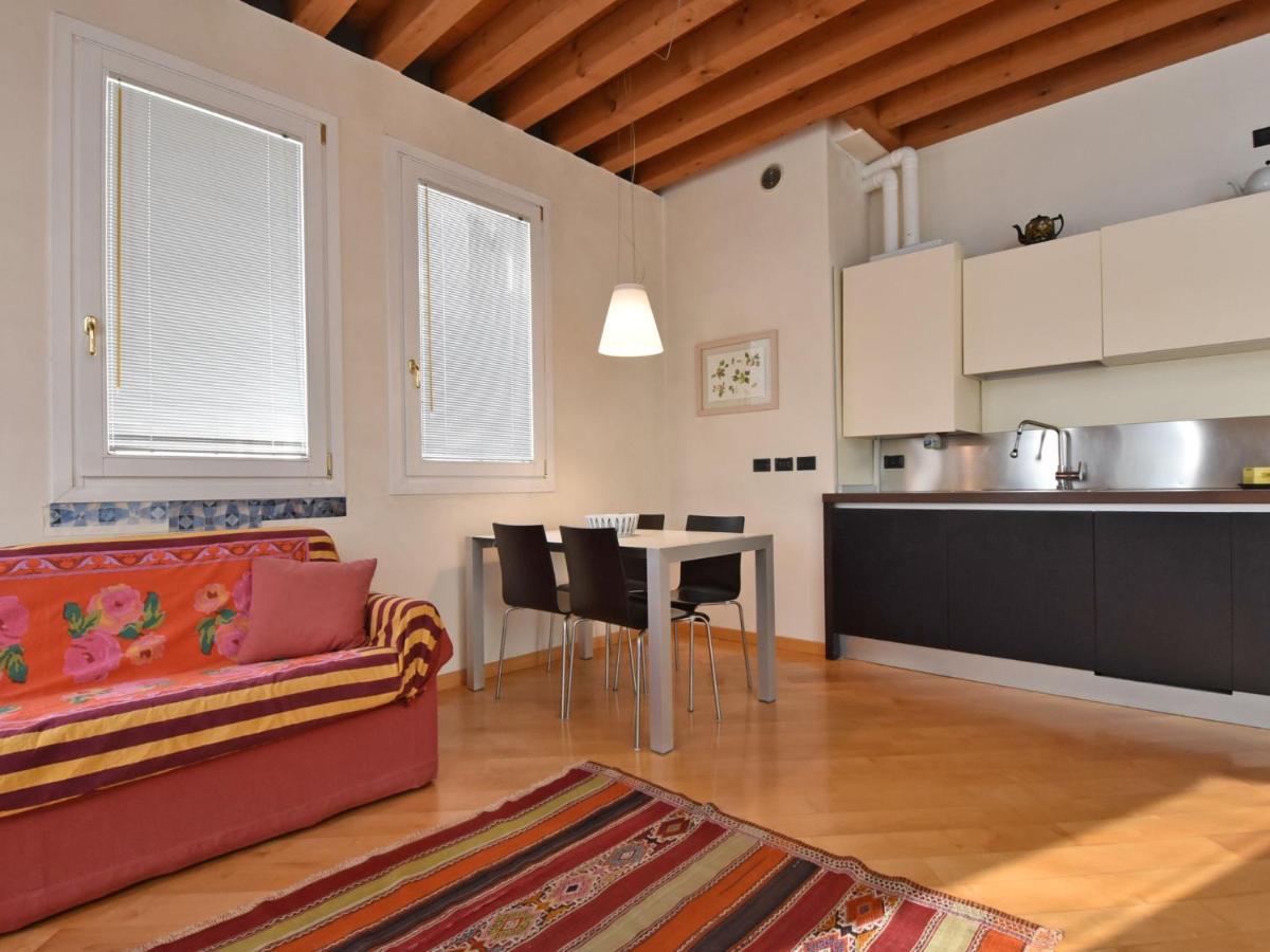 Appartement Iris By Interhome